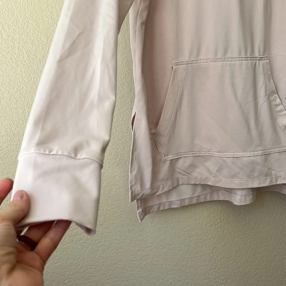 Nike Dri Fit Hoodie Pink size Medium
